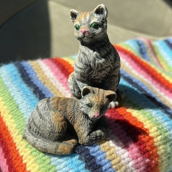 POLYSTONE 3” TABBY KITTY CAT FIGURES UNBRANDED - Picture 1 of 11